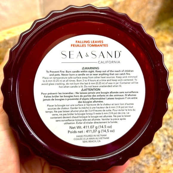 COPY - Sea & Sand Scented Candle - Picture 3 of 3